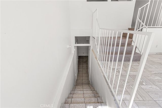 634 E Walnut, Burbank, CA 91501