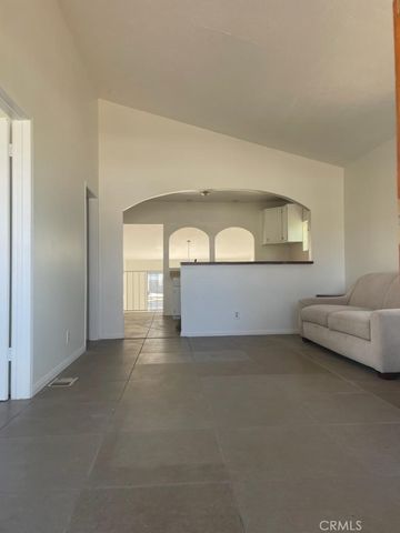 634 E Walnut, Burbank, CA 91501