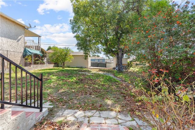 634 E Walnut, Burbank, CA 91501