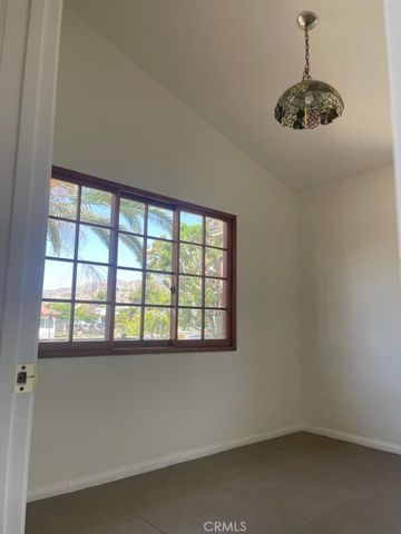 634 E Walnut, Burbank, CA 91501
