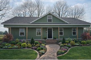 6 Monks Rd, Fayetteville, TN 37334