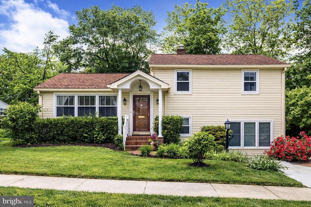 109 RIDGEFIELD RD, Lutherville Timonium, MD 21093