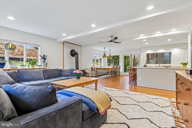 308 W WIND RD, Towson, MD 21204