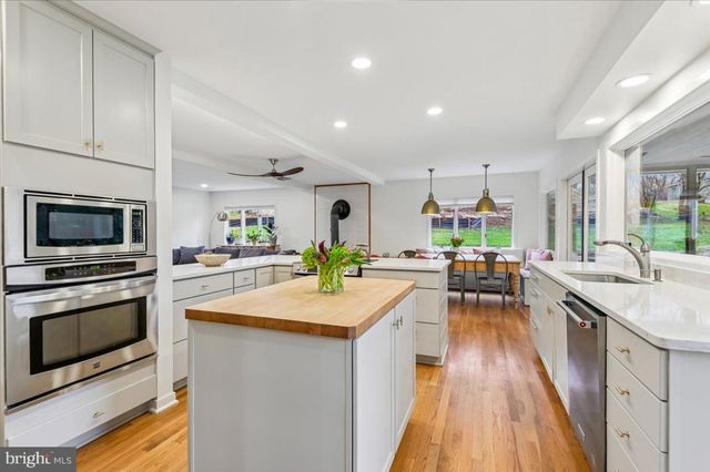 308 W WIND RD, Towson, MD 21204