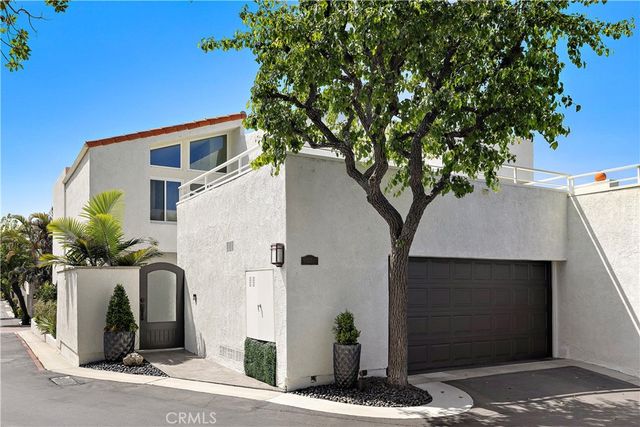 23 Canyon Crest, Corona Del Mar, CA 92625