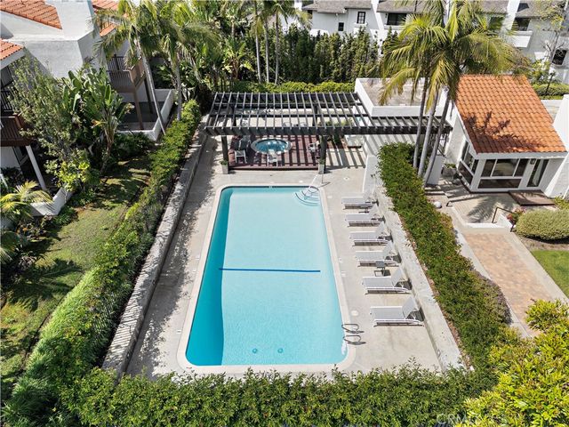 23 Canyon Crest, Corona Del Mar, CA 92625