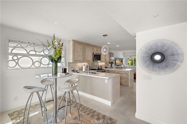 23 Canyon Crest, Corona Del Mar, CA 92625