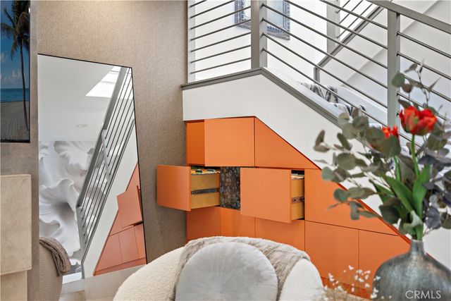 23 Canyon Crest, Corona Del Mar, CA 92625