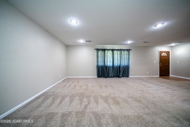 2455 N LAKELAND DRIVE, Columbia, MO 65202