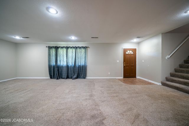 2455 N LAKELAND DRIVE, Columbia, MO 65202