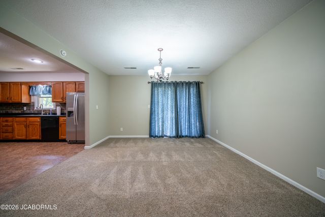 2455 N LAKELAND DRIVE, Columbia, MO 65202
