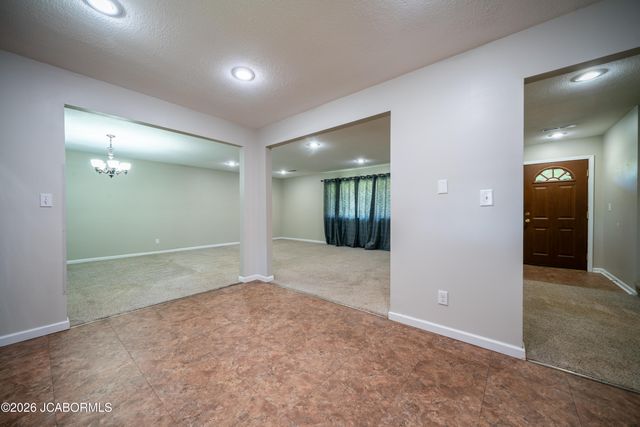 2455 N LAKELAND DRIVE, Columbia, MO 65202