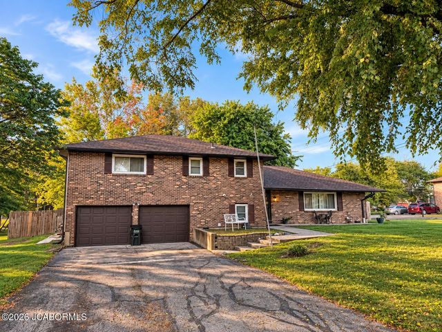 2455 N LAKELAND DRIVE, Columbia, MO 65202