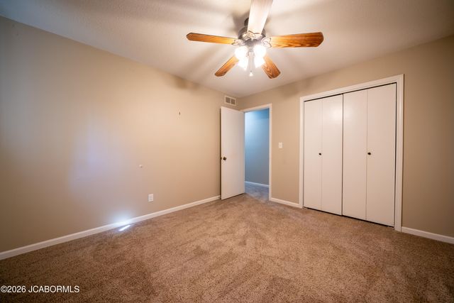 2455 N LAKELAND DRIVE, Columbia, MO 65202
