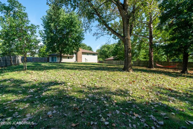2455 N LAKELAND DRIVE, Columbia, MO 65202