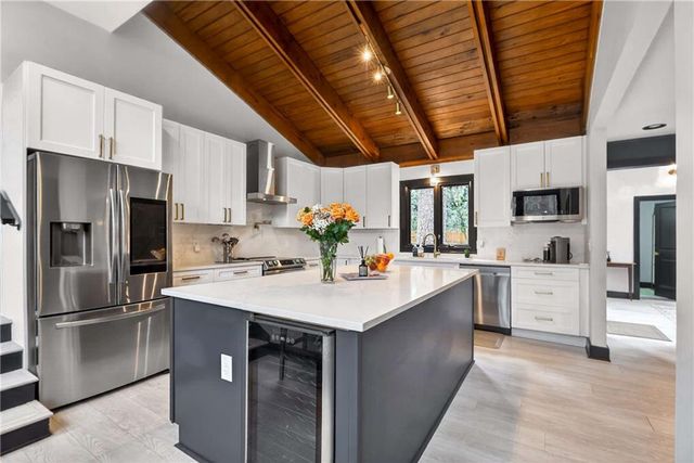 1008 Mcconnell Drive, Decatur, GA 30033