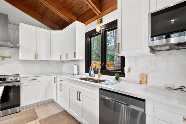 1008 Mcconnell Drive, Decatur, GA 30033