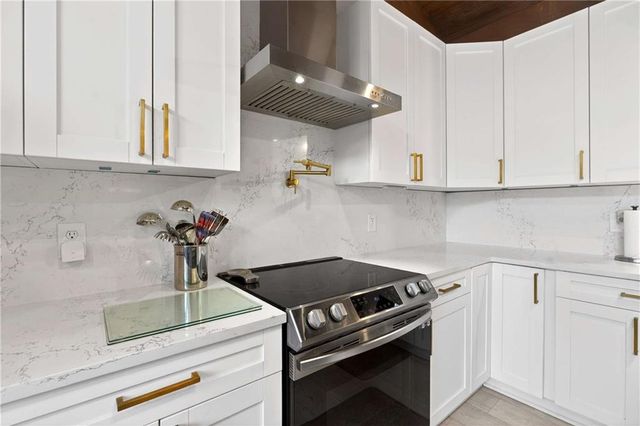 1008 Mcconnell Drive, Decatur, GA 30033