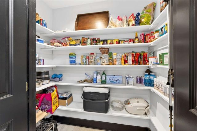 1008 Mcconnell Drive, Decatur, GA 30033