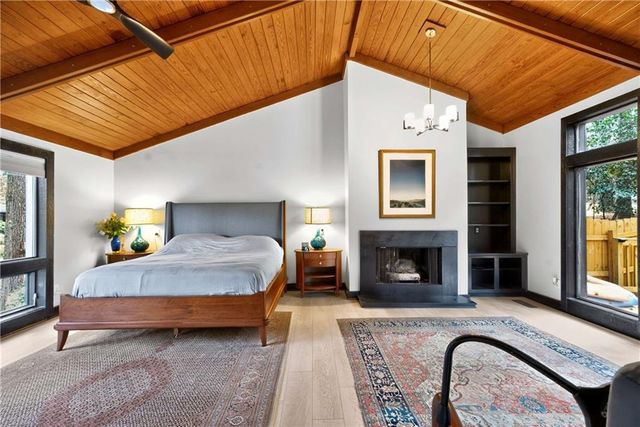 1008 Mcconnell Drive, Decatur, GA 30033