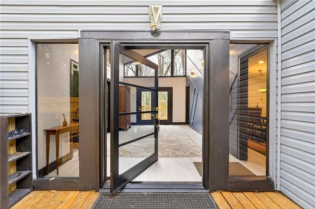 1008 Mcconnell Drive, Decatur, GA 30033