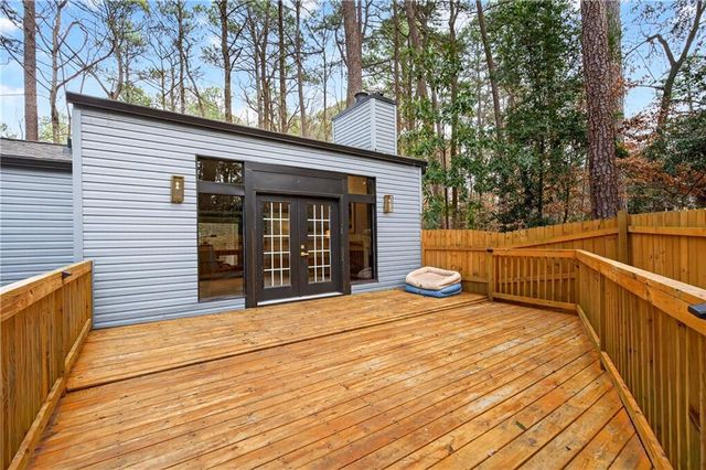 1008 Mcconnell Drive, Decatur, GA 30033