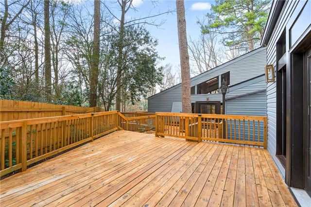 1008 Mcconnell Drive, Decatur, GA 30033