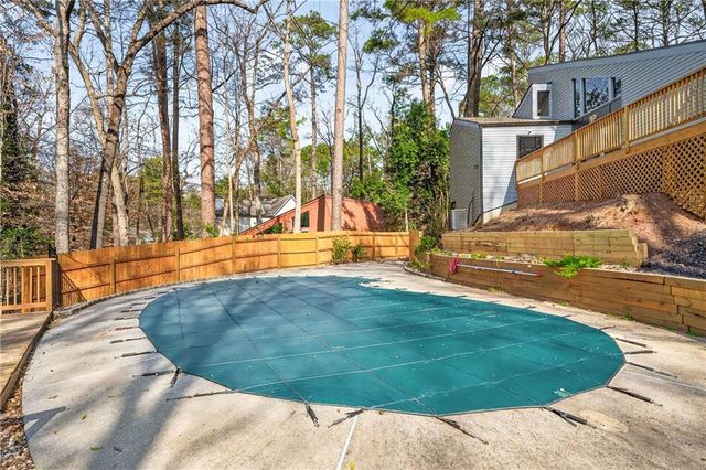 1008 Mcconnell Drive, Decatur, GA 30033