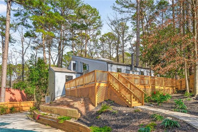 1008 Mcconnell Drive, Decatur, GA 30033