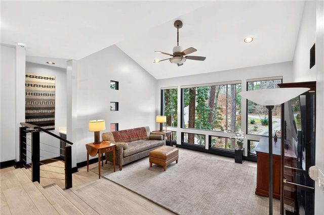 1008 Mcconnell Drive, Decatur, GA 30033