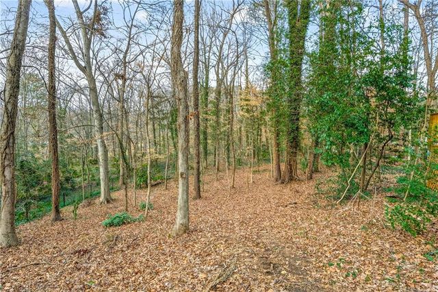 1008 Mcconnell Drive, Decatur, GA 30033