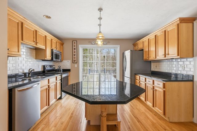 22 Tanglewood Park Drive 22, Haverhill, MA 01830