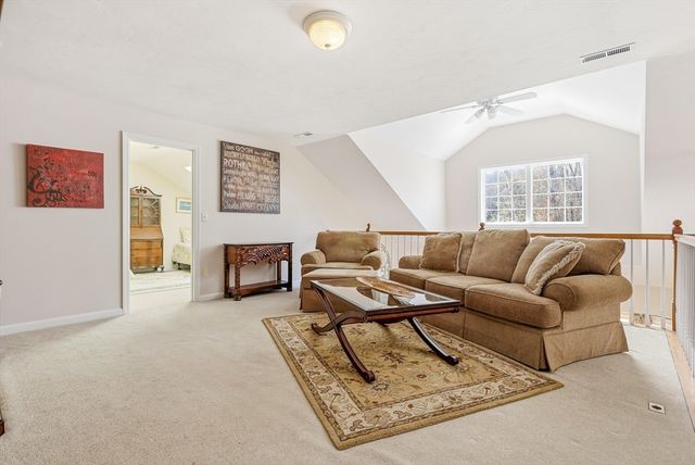 22 Tanglewood Park Drive 22, Haverhill, MA 01830