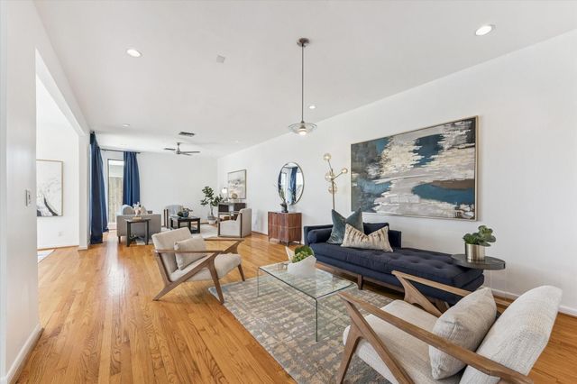 12 Boulevard Green, Bellaire, TX 77401