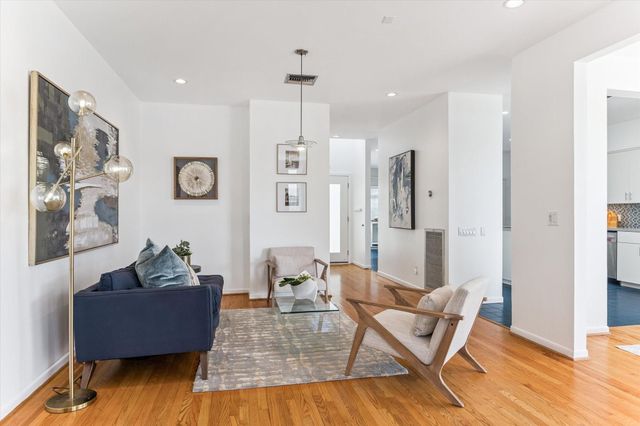 12 Boulevard Green, Bellaire, TX 77401