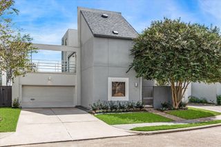 12 Boulevard Green, Bellaire, TX 77401