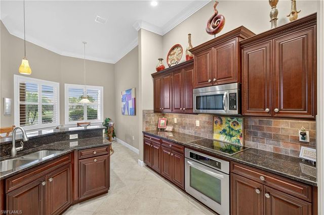 11204 Lithgow LN, Fort Myers, FL 33913