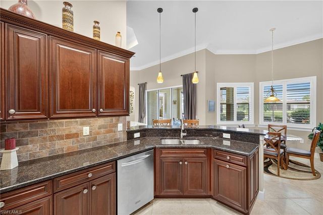 11204 Lithgow LN, Fort Myers, FL 33913