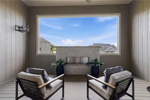 9311 W 168th Terrace, Overland Park, KS 66085