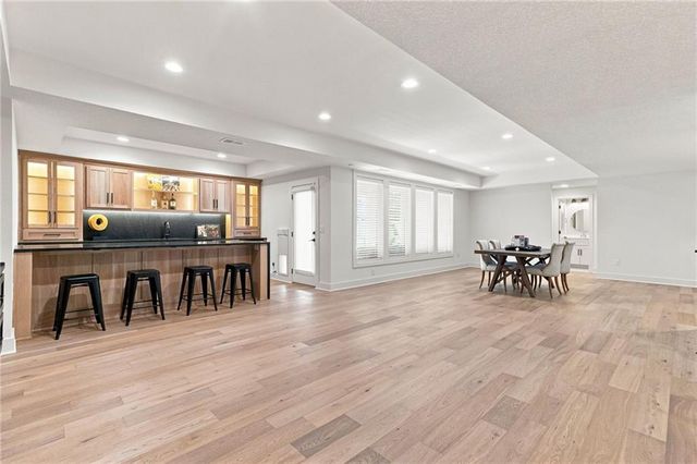 9311 W 168th Terrace, Overland Park, KS 66085