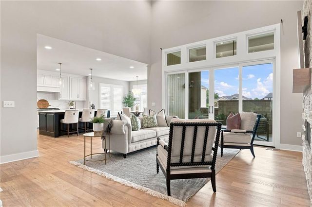 9311 W 168th Terrace, Overland Park, KS 66085