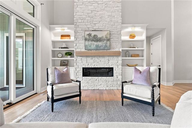 9311 W 168th Terrace, Overland Park, KS 66085