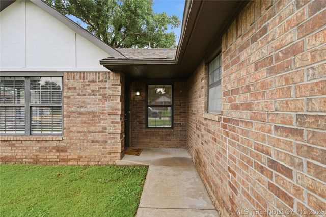 618 W 19th Street West, Claremore, OK 74019