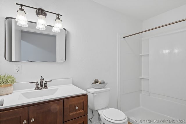 618 W 19th Street West, Claremore, OK 74019