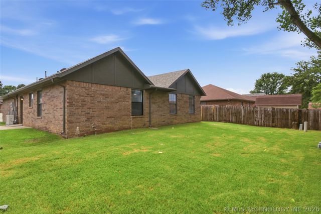618 W 19th Street West, Claremore, OK 74019