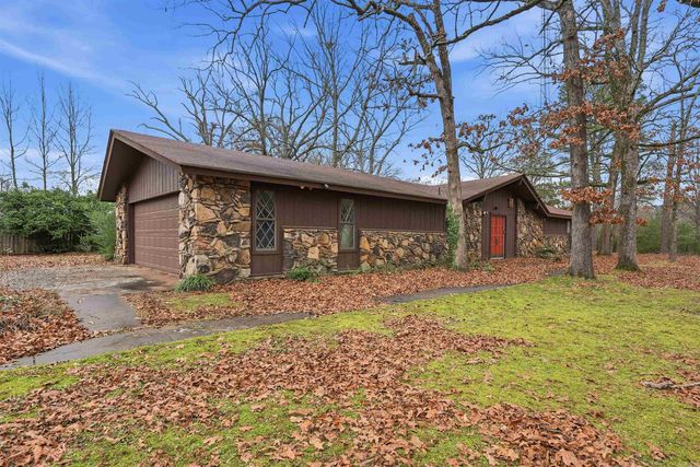 10 Starr Ln, Conway, AR 72032