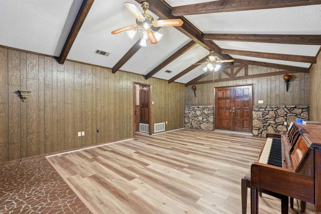 10 Starr Ln, Conway, AR 72032