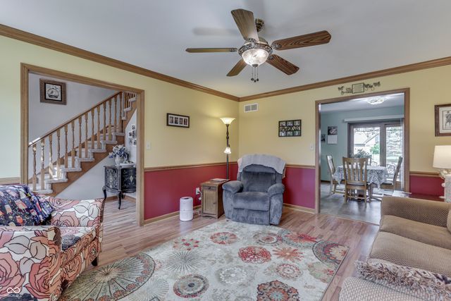 7401 Bunker Hill Crest, Indianapolis, IN 46259