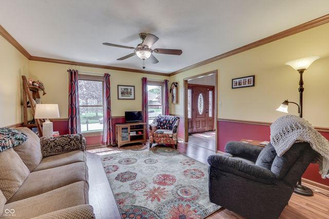 7401 Bunker Hill Crest, Indianapolis, IN 46259