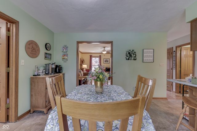 7401 Bunker Hill Crest, Indianapolis, IN 46259